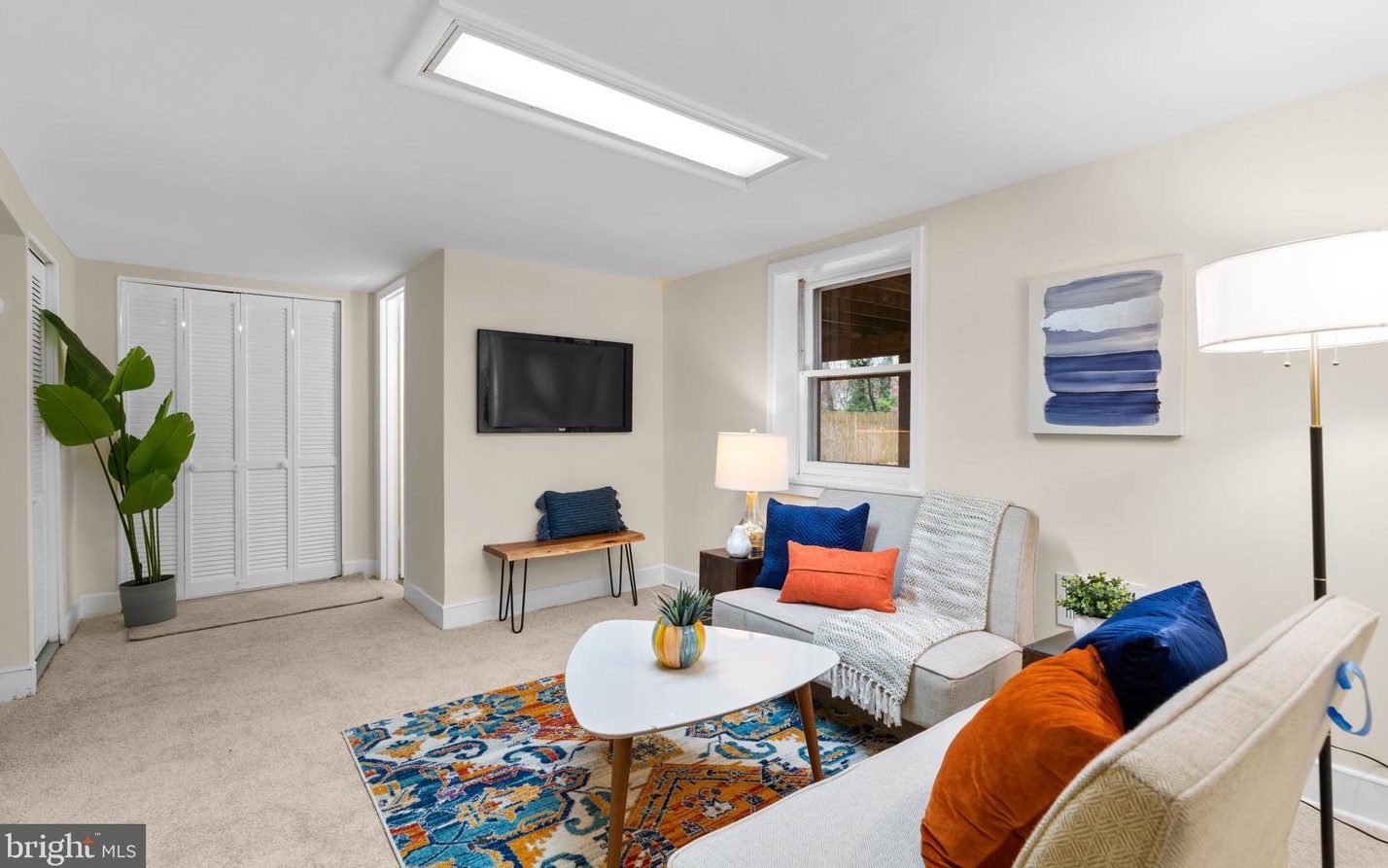 10217 Capitol View Ave, Silver Spring MD 20910-1033 exterior