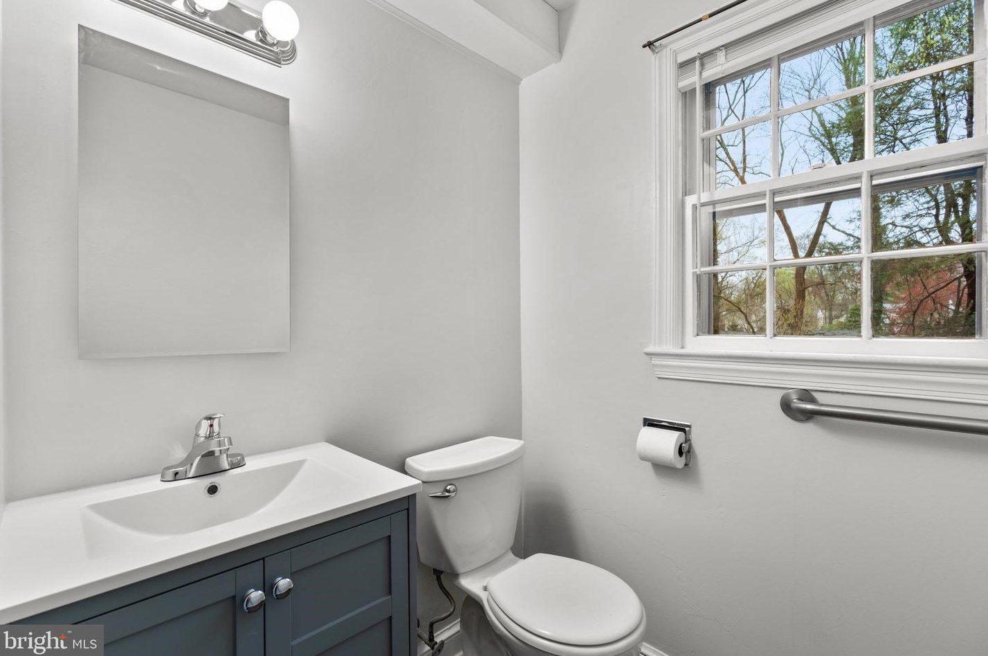 10217 Capitol View Ave, Silver Spring MD 20910-1033 exterior