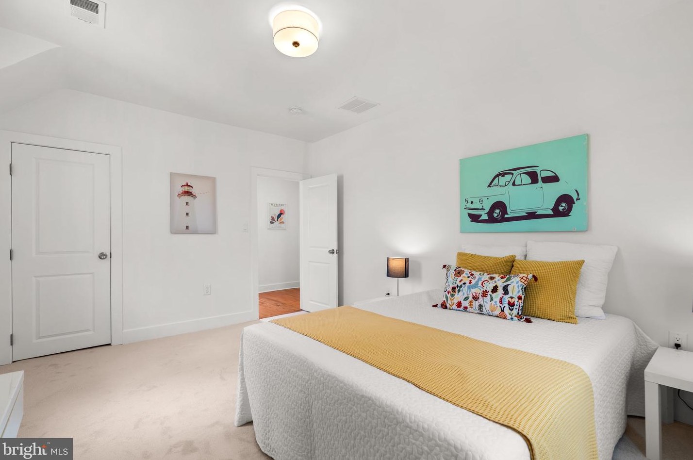 7422 Piney Branch Rd, Silver Spring MD  20912-4206 exterior