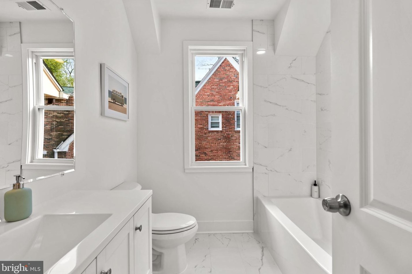 7422 Piney Branch Rd, Silver Spring MD  20912-4206 exterior