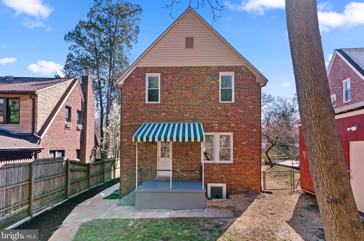 7422 Piney Branch Rd, Silver Spring MD  20912-4206 exterior