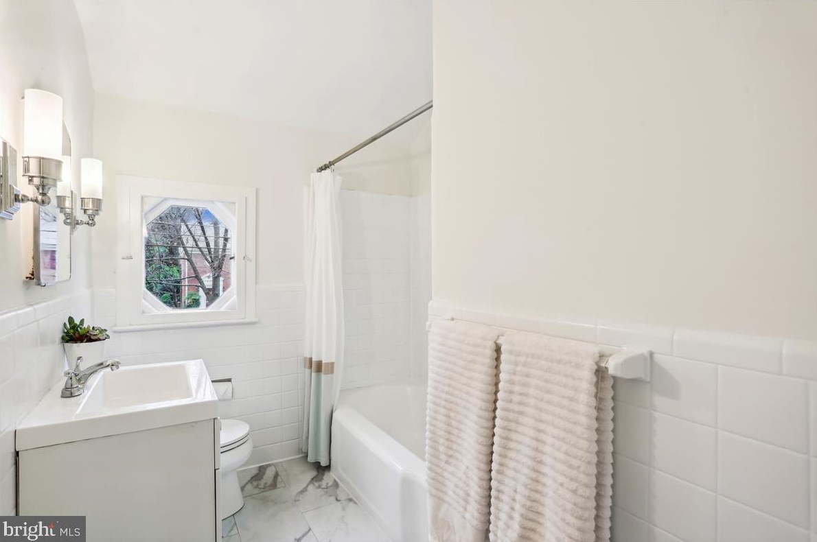 9513 Saybrook Ave, Silver Spring MD 20901-3034 exterior