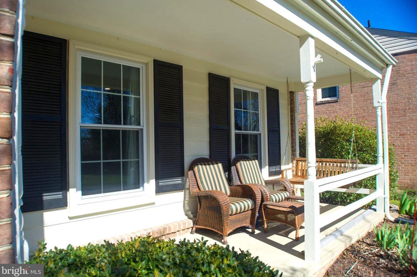 19109 Pike Creek Pl, Gaithersburg MD  20886-3146 exterior