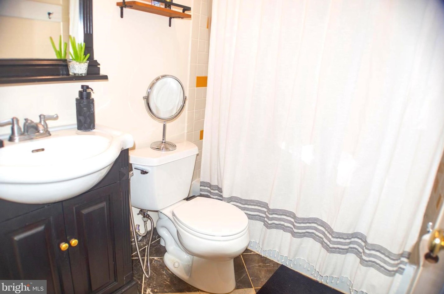 19109 Pike Creek Pl, Gaithersburg MD  20886-3146 exterior