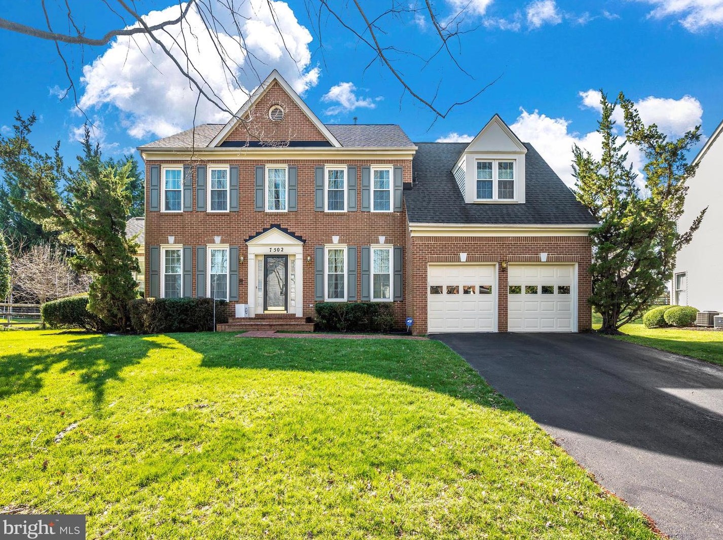 7502 Sawgrass Ter, Gaithersburg MD  20886-4596 exterior