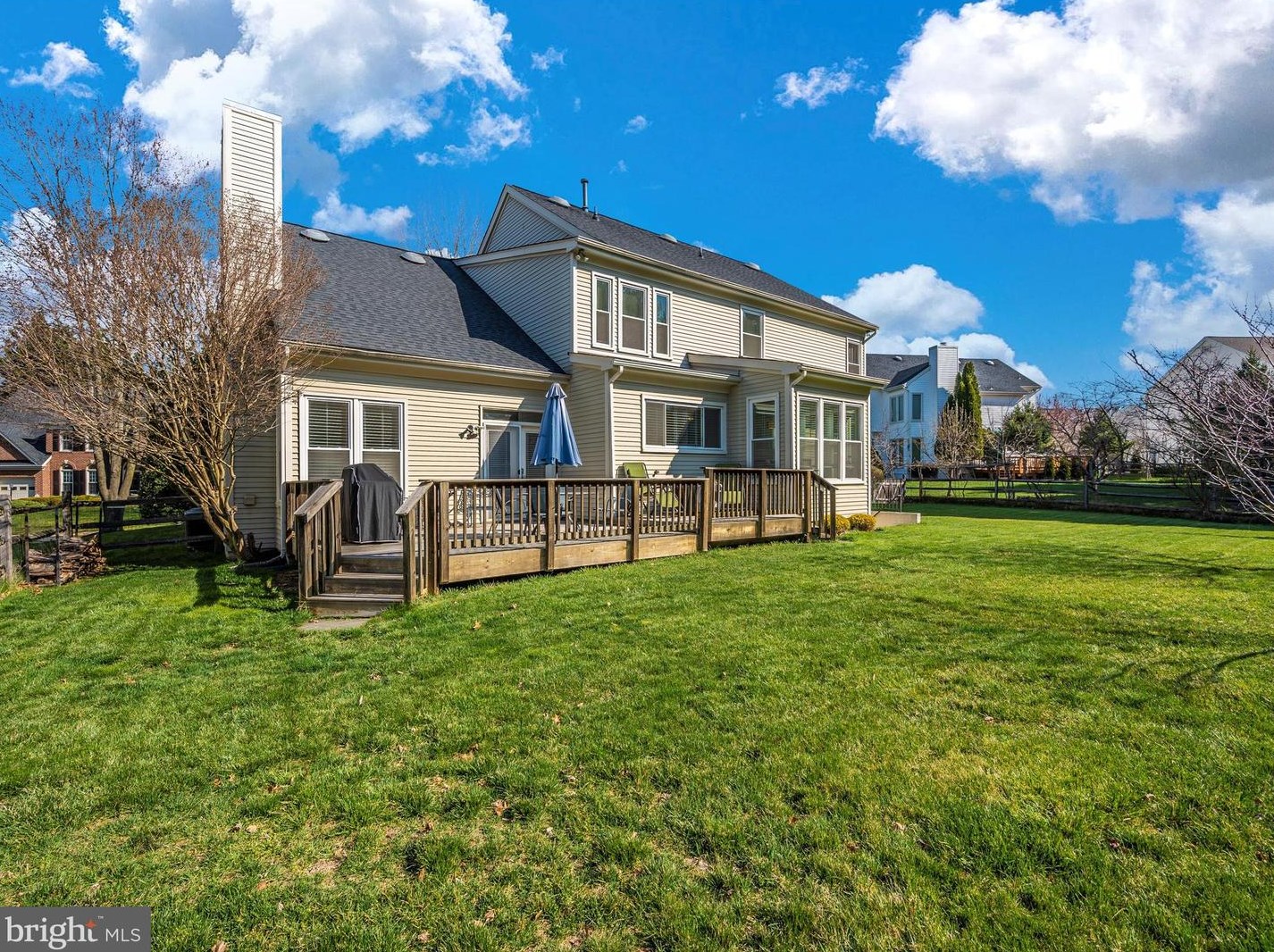 7502 Sawgrass Ter, Gaithersburg MD  20886-4596 exterior