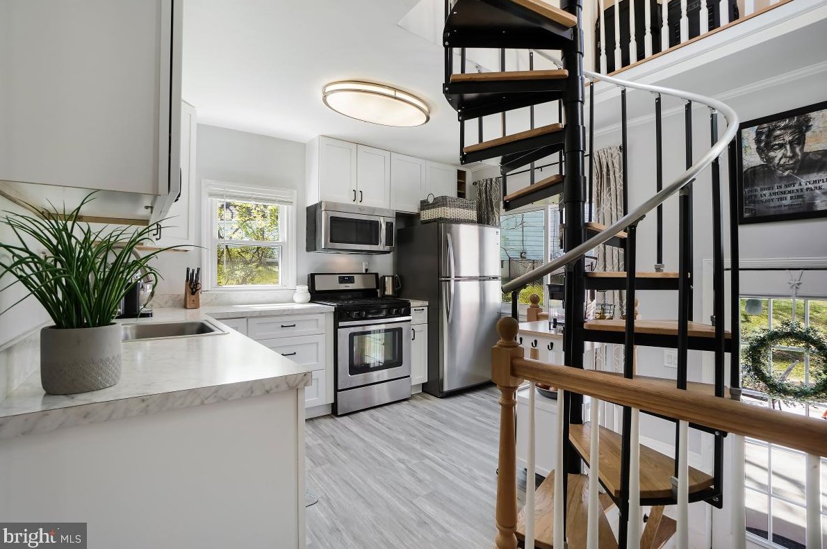 4206 Dahill Rd, Silver Spring MD  20906-4803 exterior