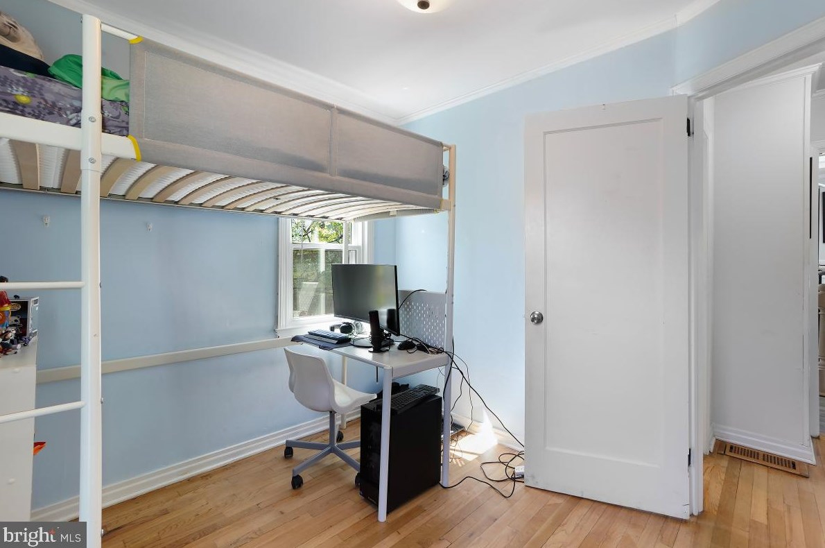 4206 Dahill Rd, Silver Spring MD  20906-4803 exterior