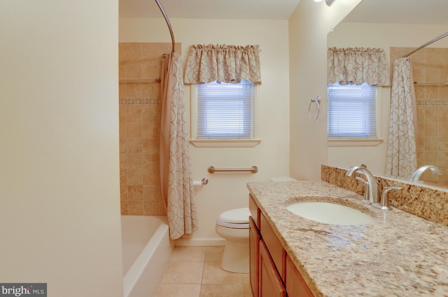 8802 2 Ave, Silver Spring MD 20910-2149 exterior