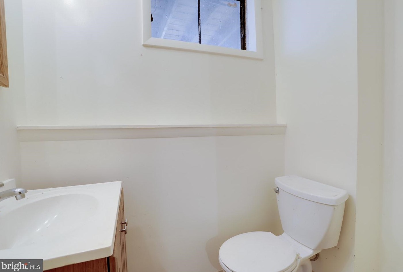 8802 2 Ave, Silver Spring MD 20910-2149 exterior