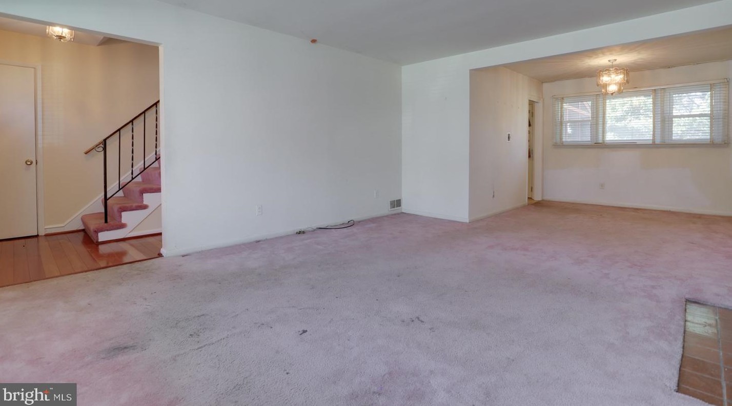 8802 2 Ave, Silver Spring MD 20910-2149 exterior