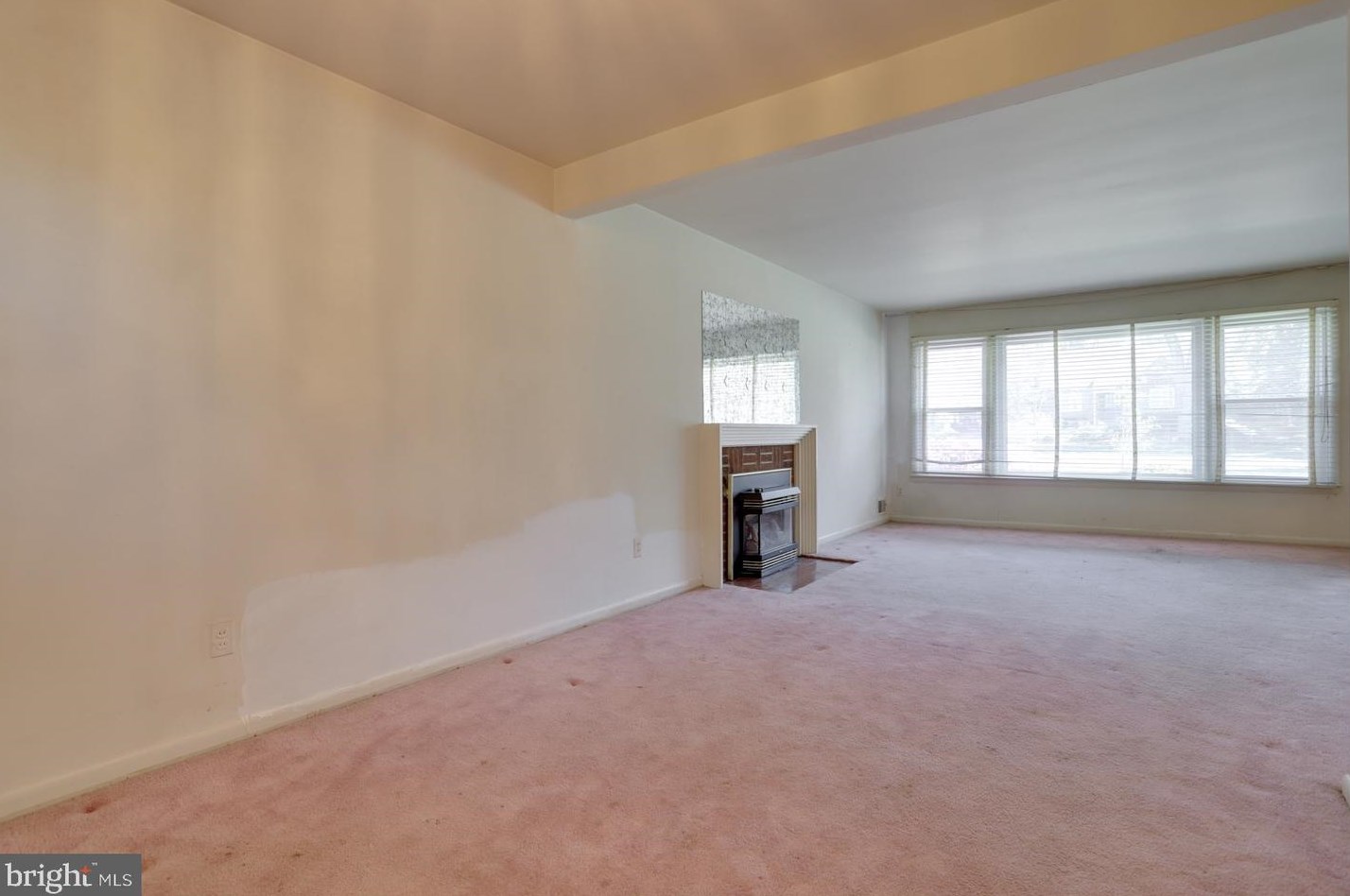 8802 2 Ave, Silver Spring MD 20910-2149 exterior