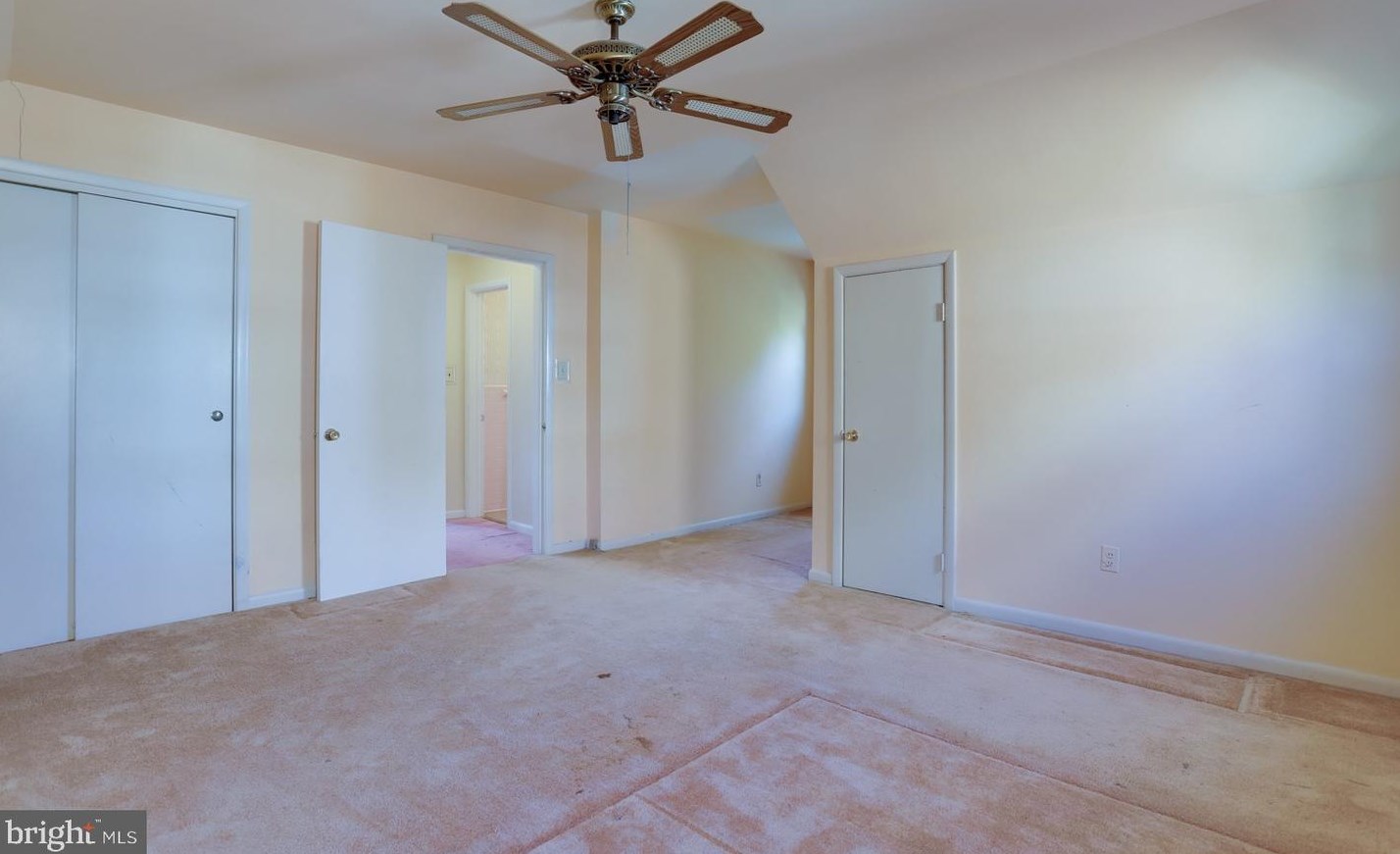 8802 2 Ave, Silver Spring MD 20910-2149 exterior