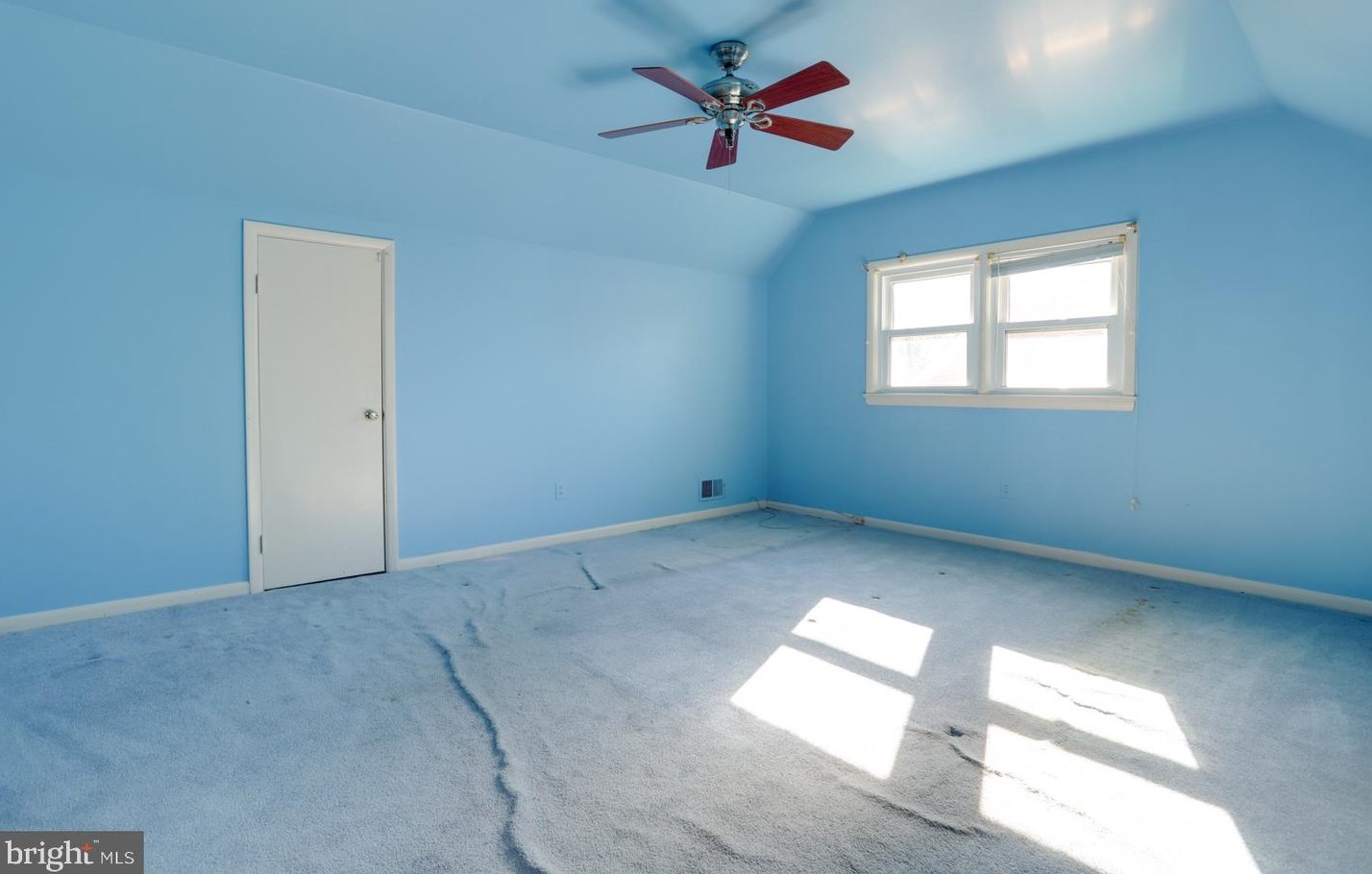 8802 2 Ave, Silver Spring MD 20910-2149 exterior