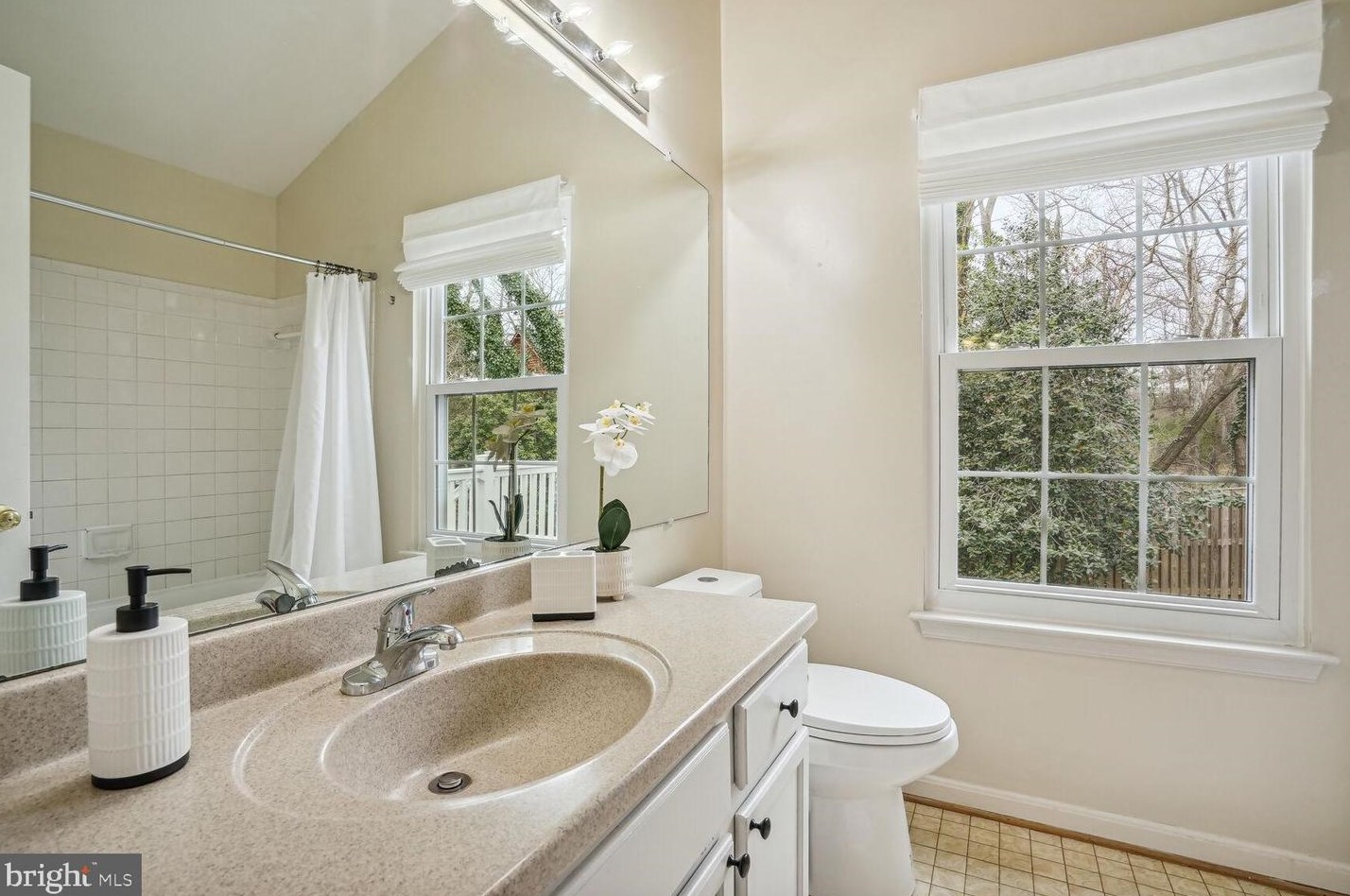 12914 Summer Hill Dr, Silver Spring MD  20904-7135 exterior