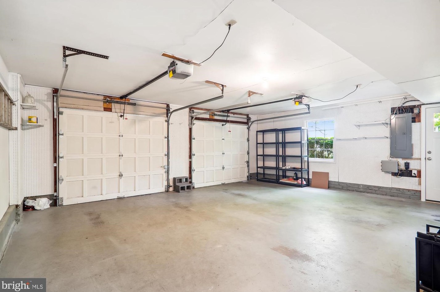 11301 Rolling House Rd, Rockville MD  20852-4538 exterior