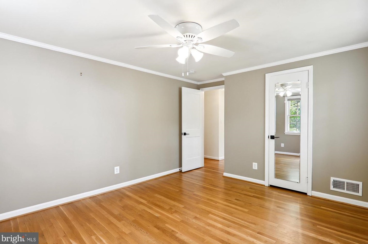 11301 Rolling House Rd, Rockville MD  20852-4538 exterior