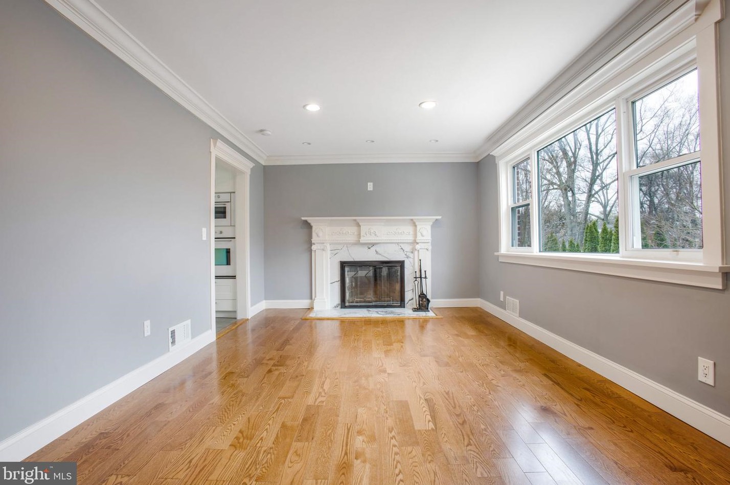 11613 College View Dr, Silver Spring MD 20902-2430 exterior