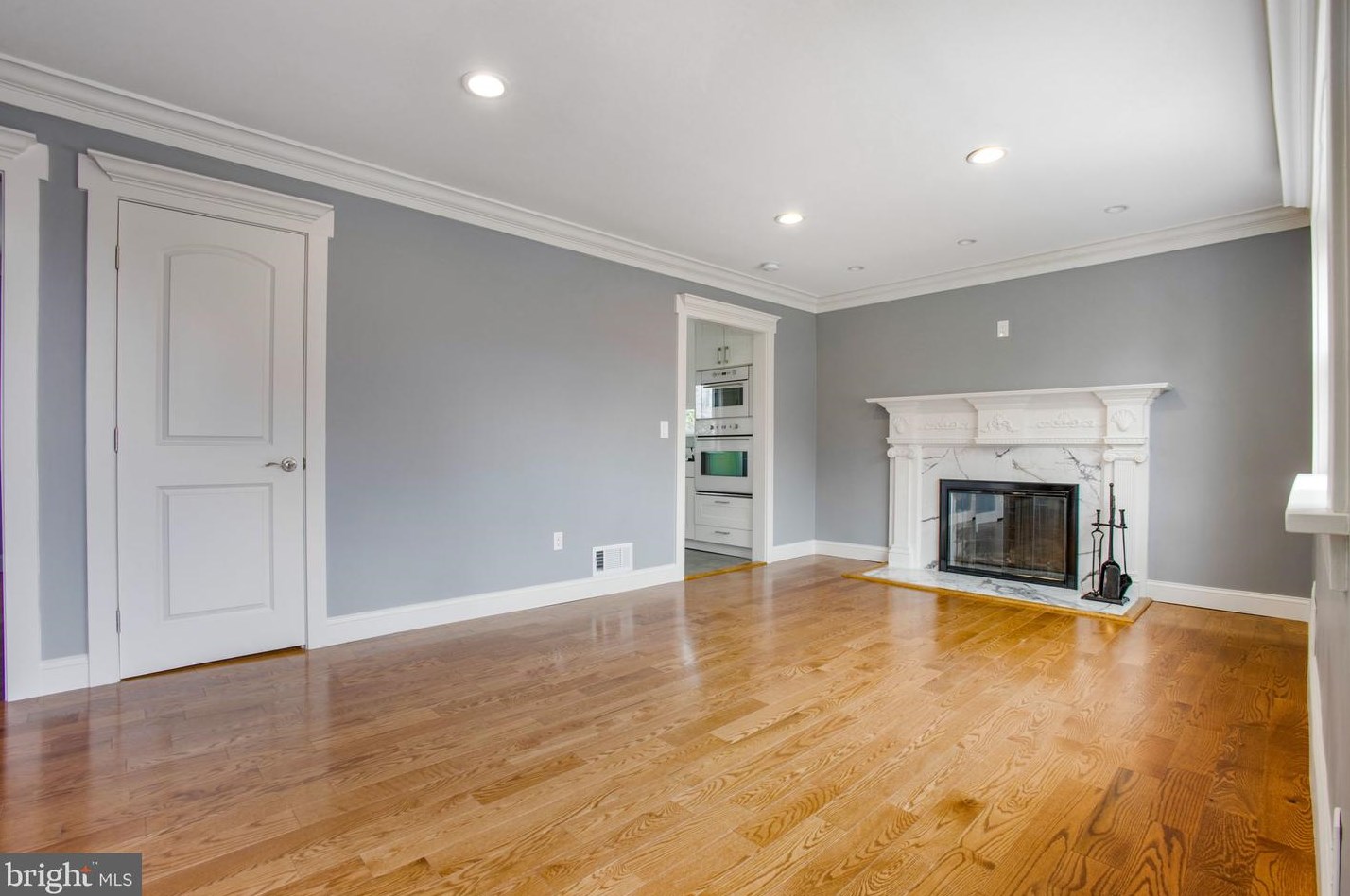 11613 College View Dr, Silver Spring MD 20902-2430 exterior