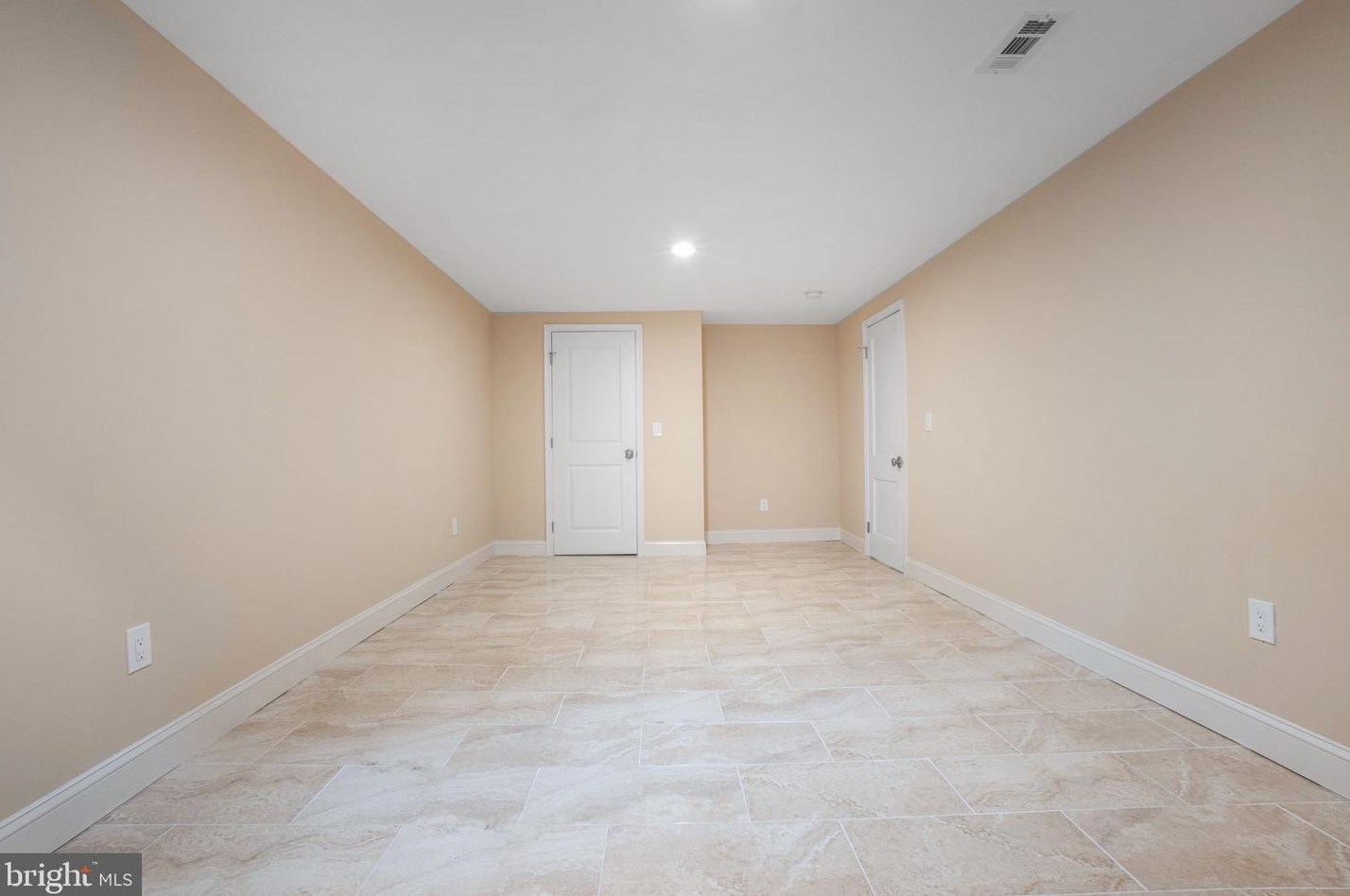 11613 College View Dr, Silver Spring MD 20902-2430 exterior