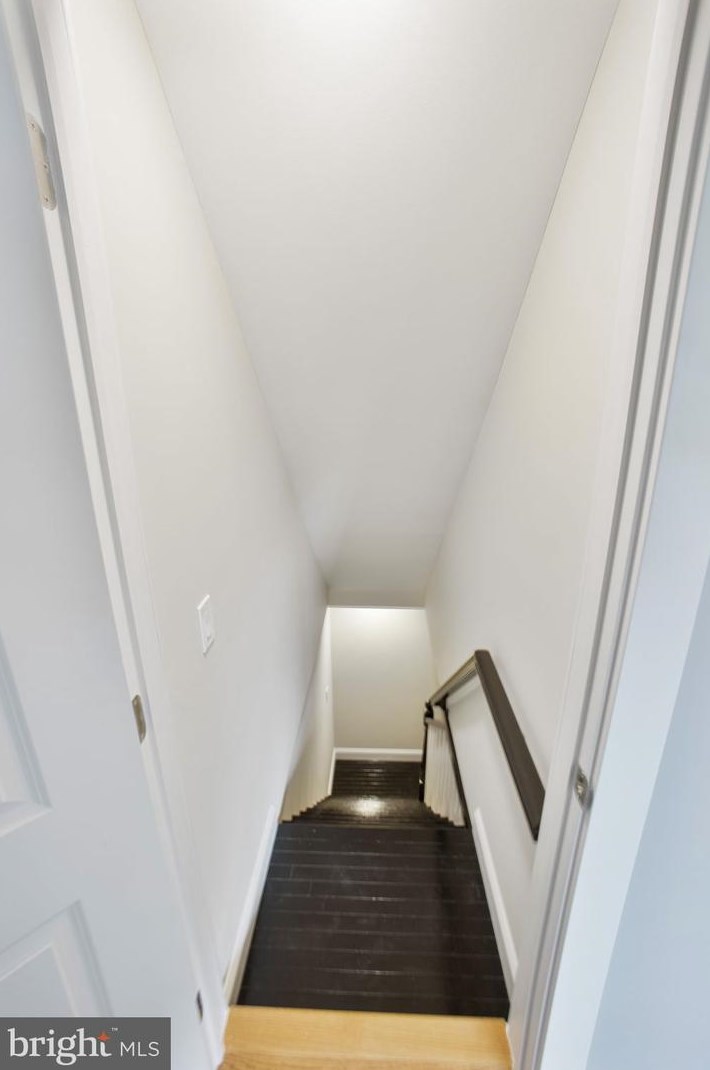 11613 College View Dr, Silver Spring MD 20902-2430 exterior