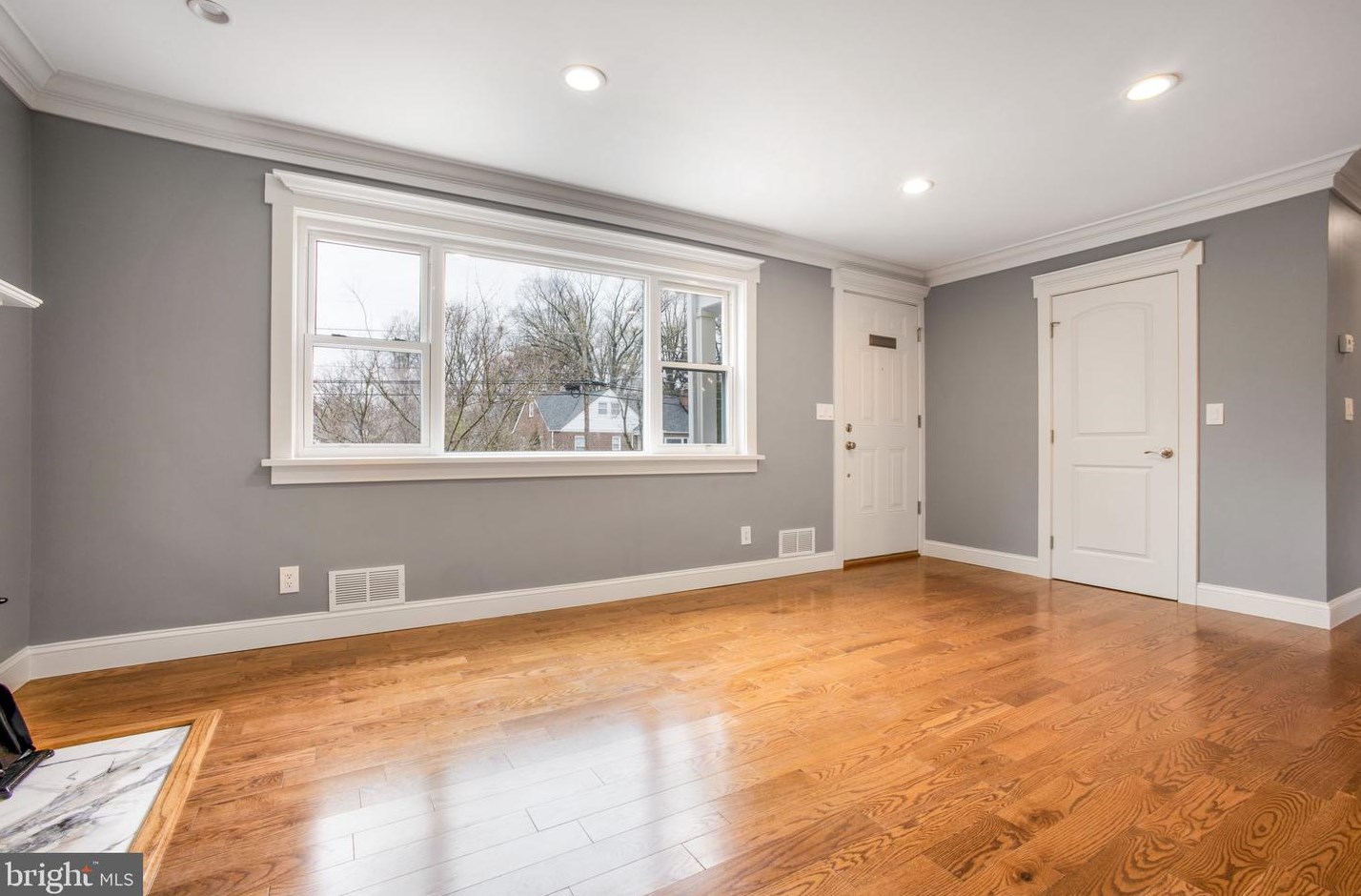 11613 College View Dr, Silver Spring MD 20902-2430 exterior