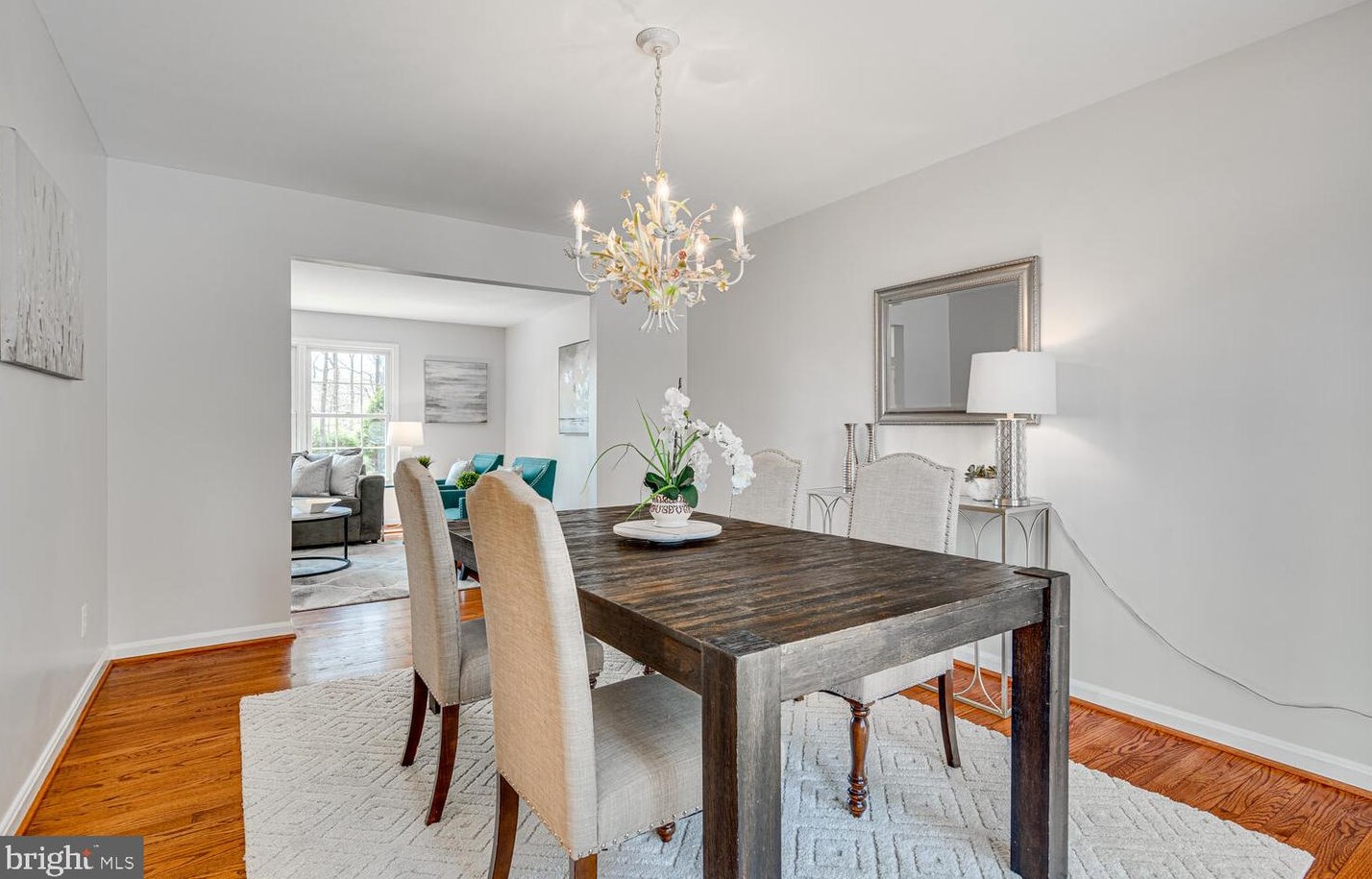 17605 Cashell Rd, Rockville MD 20853-1205 exterior