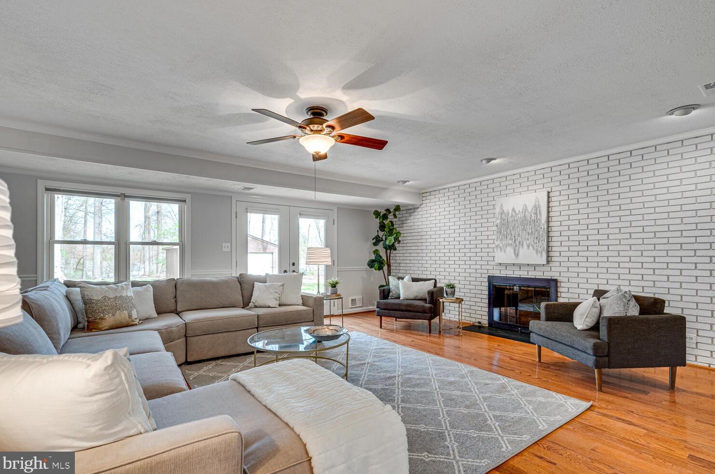 17605 Cashell Rd, Rockville MD 20853-1205 exterior