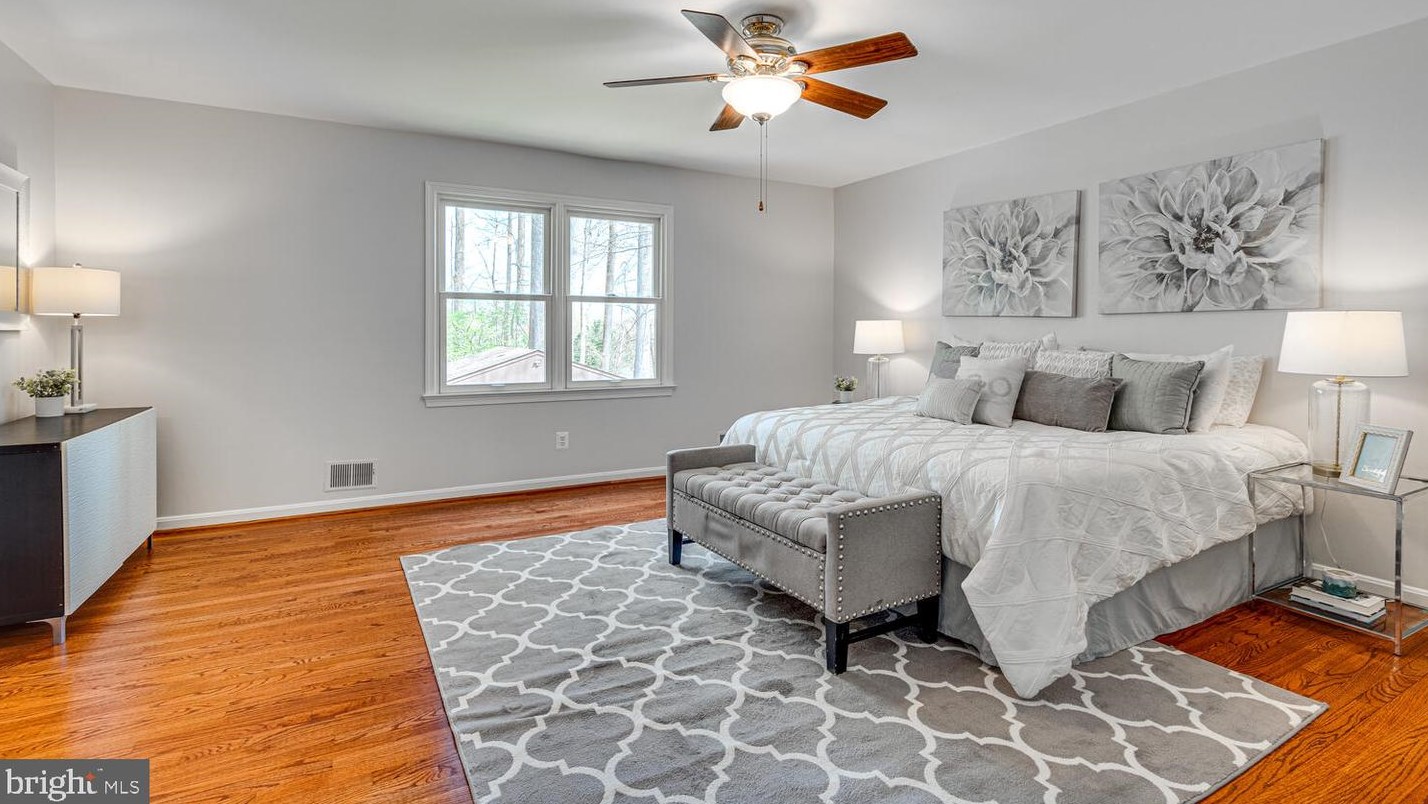 17605 Cashell Rd, Rockville MD 20853-1205 exterior