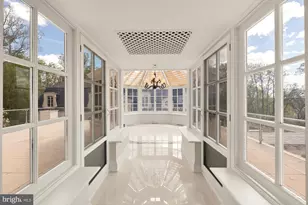 11900 River Rd, Potomac, MD 20854 - Photo 45