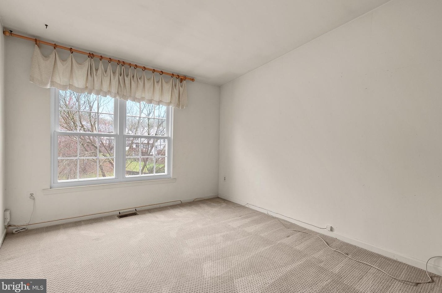 2 Casino Ct, Silver Spring MD 20906-5953 exterior