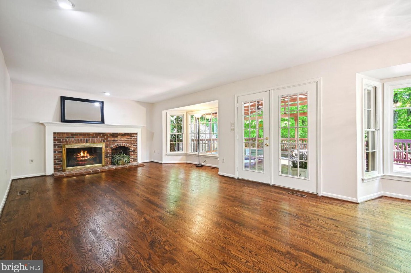 2807 Regina Dr, Silver Spring MD 20906-5354 exterior