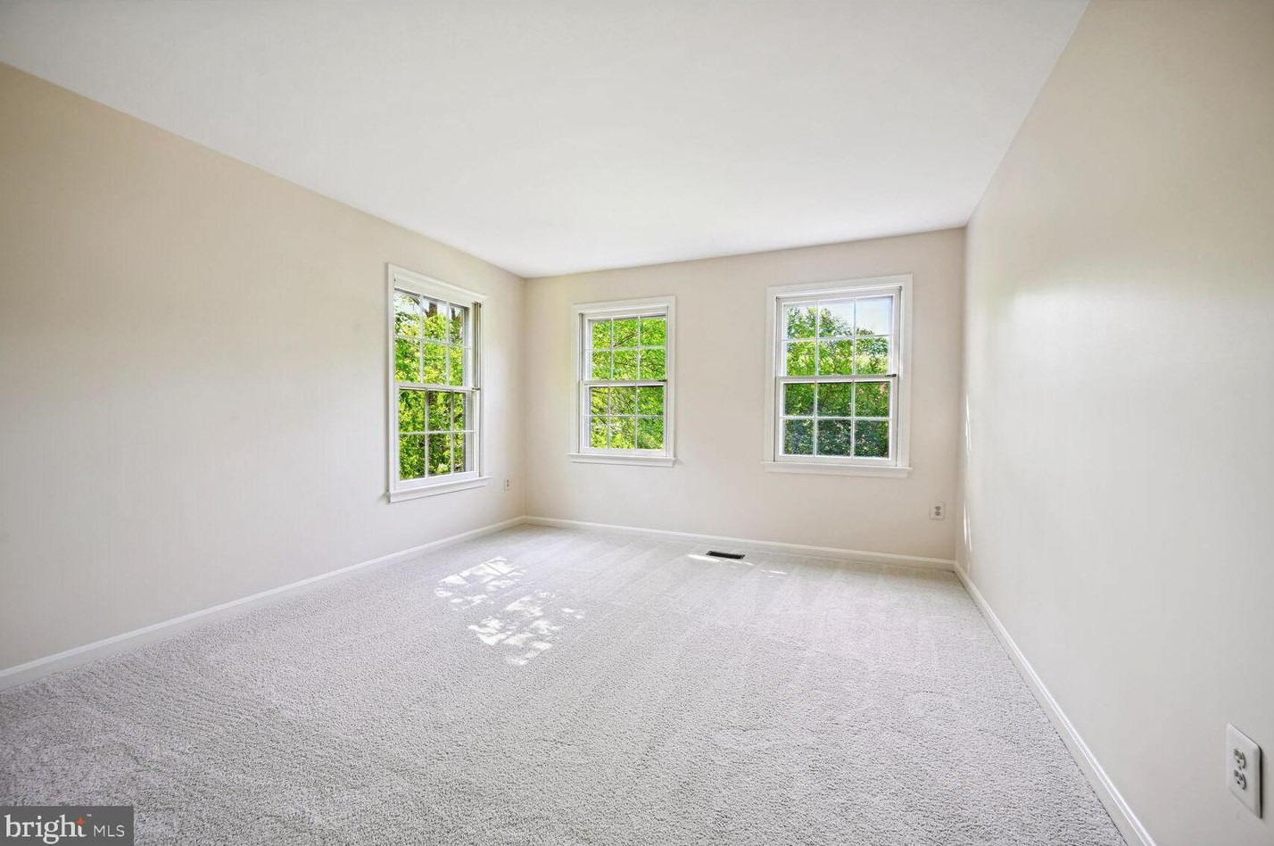 2807 Regina Dr, Silver Spring MD 20906-5354 exterior