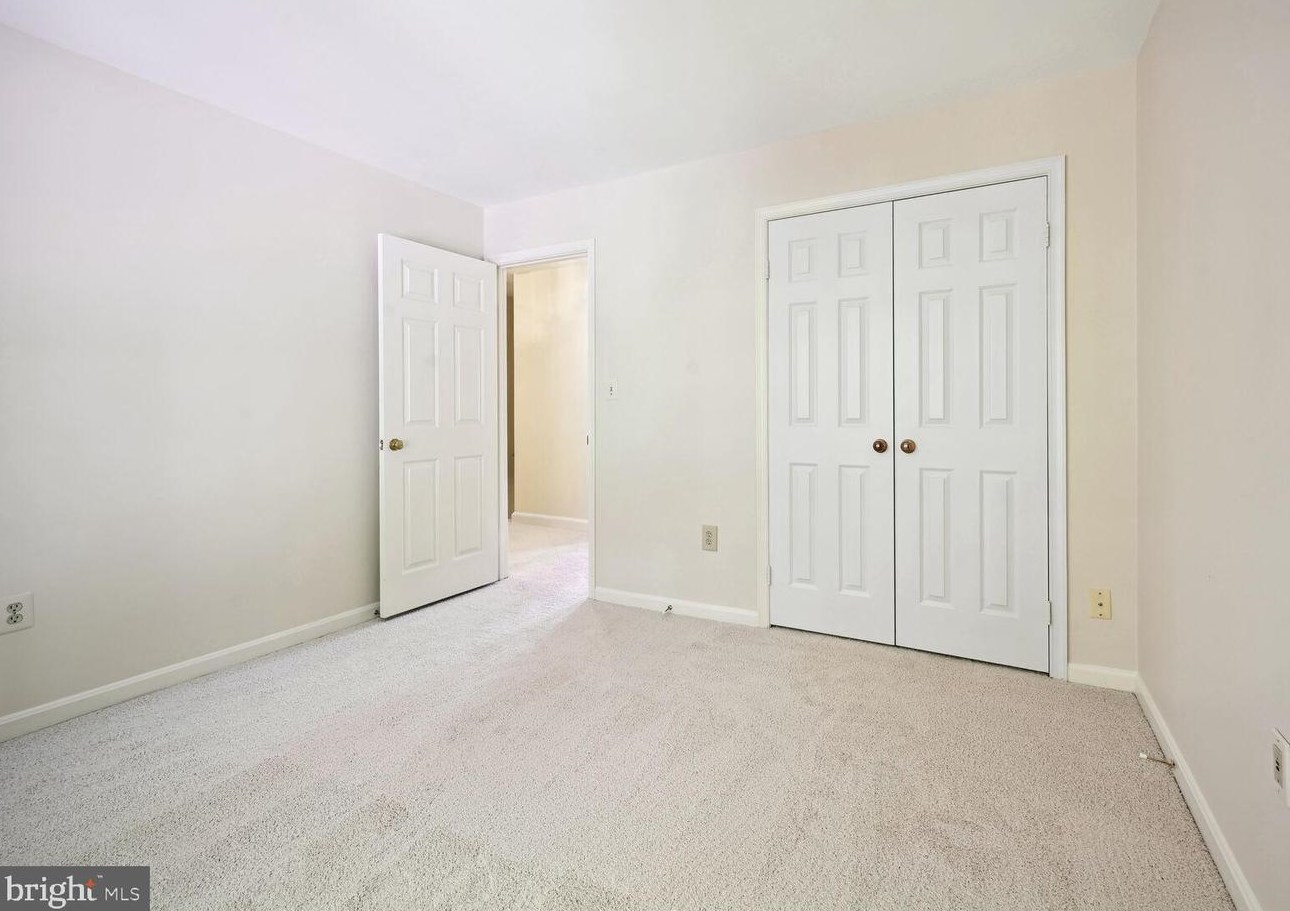 2807 Regina Dr, Silver Spring MD 20906-5354 exterior