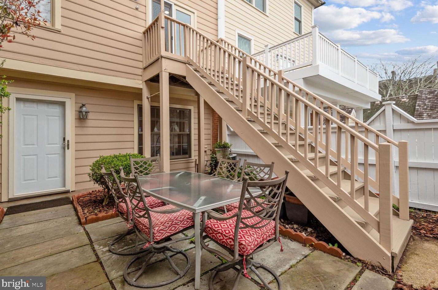 495 Chestertown St, Gaithersburg MD  20878-5749 exterior