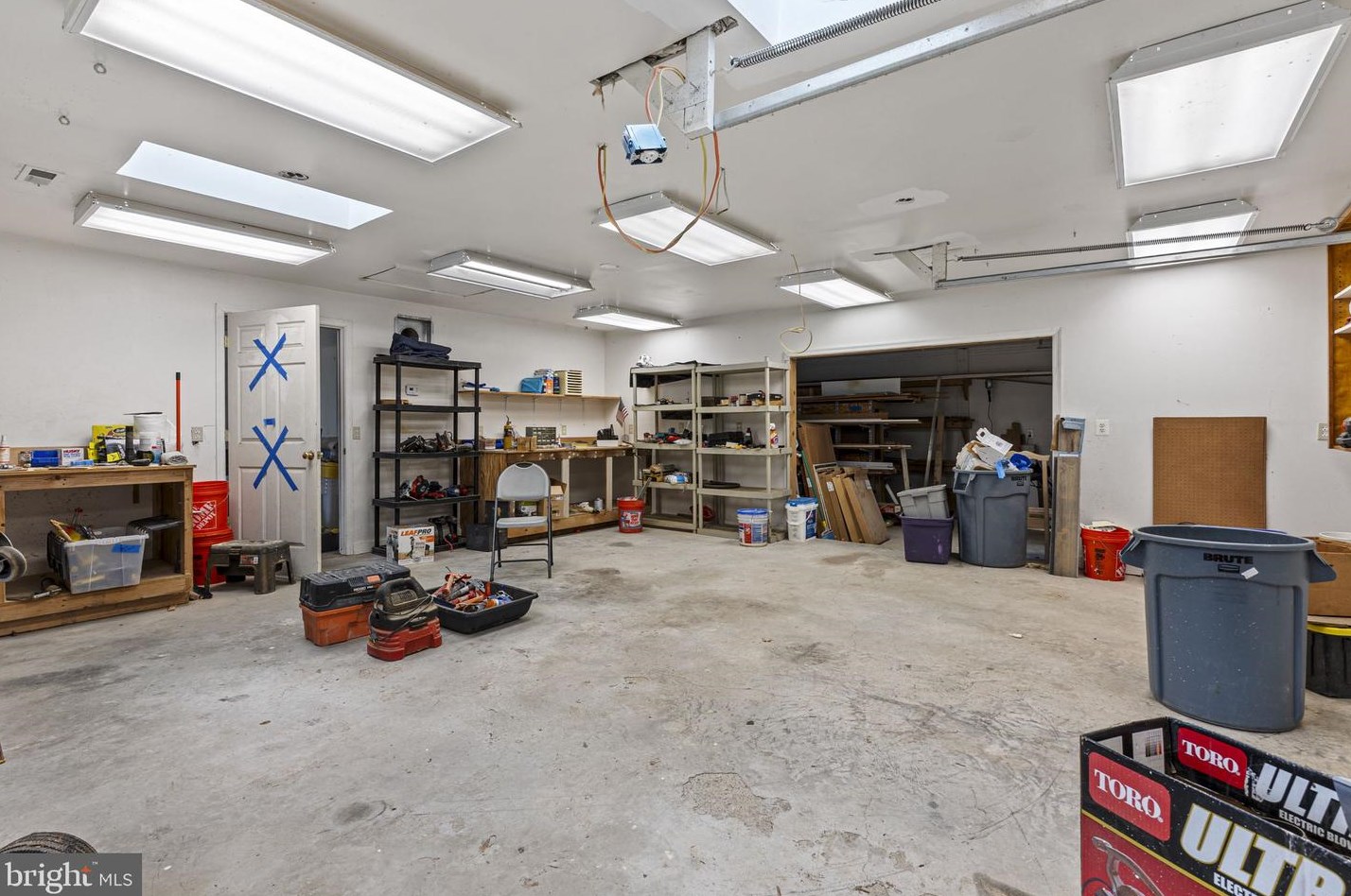 23520 Pocahontas Dr, Gaithersburg MD  20882-3216 exterior