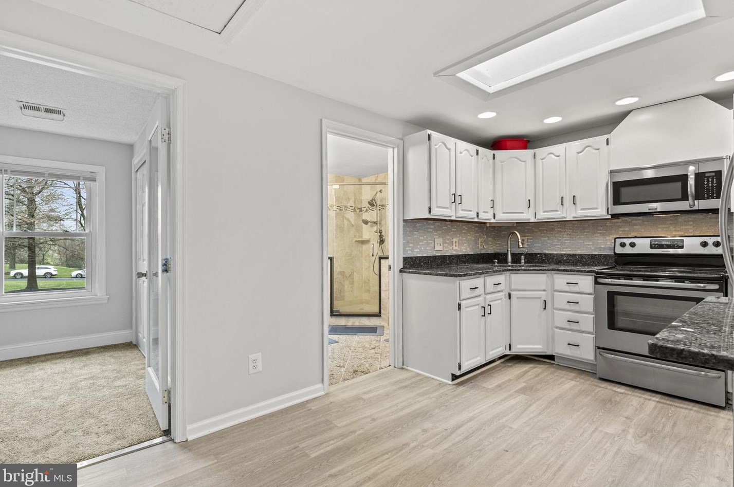 23520 Pocahontas Dr, Gaithersburg MD  20882-3216 exterior