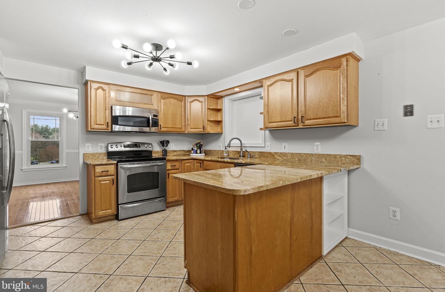 23520 Pocahontas Dr, Gaithersburg MD  20882-3216 exterior