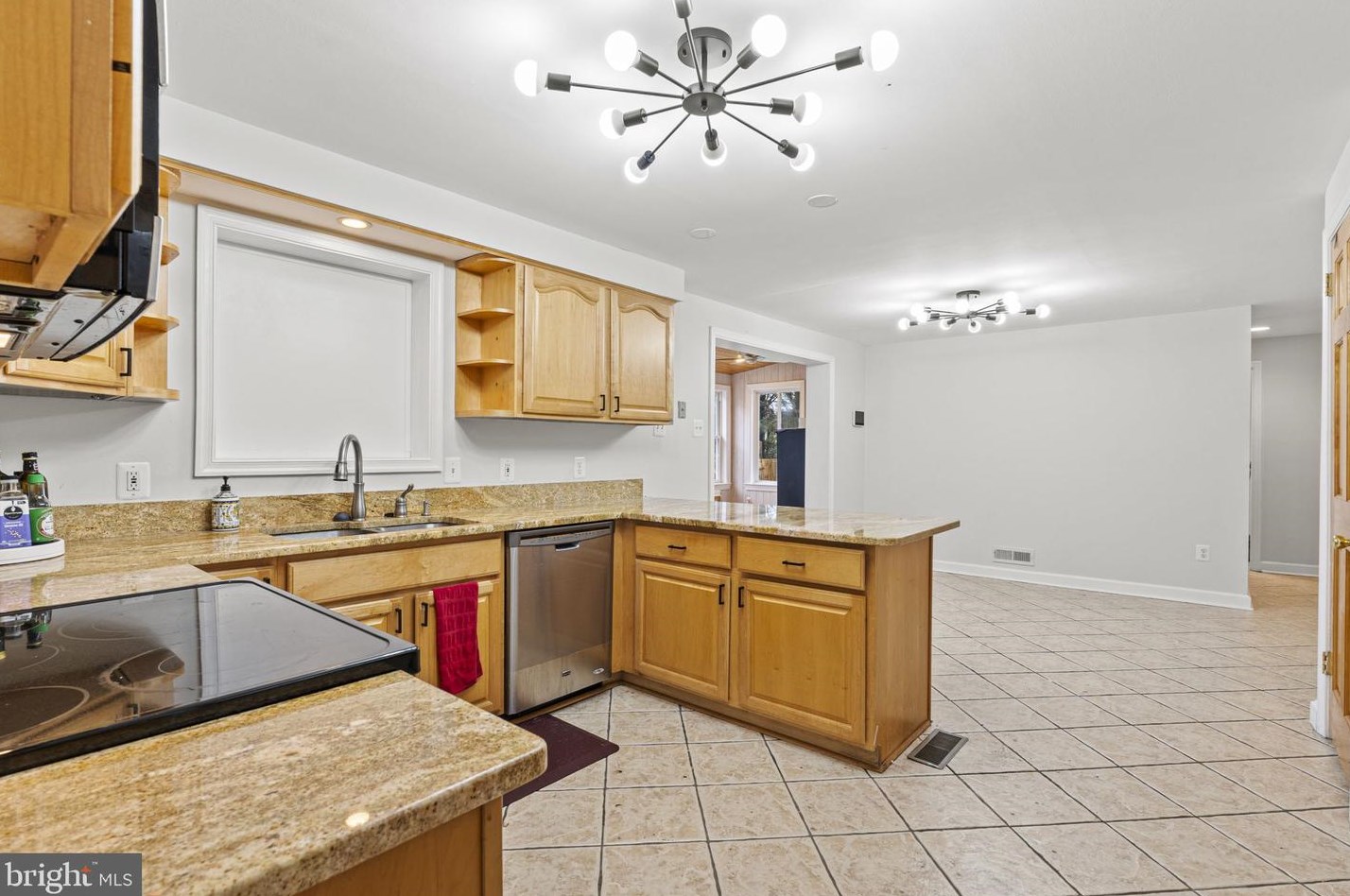 23520 Pocahontas Dr, Gaithersburg MD  20882-3216 exterior