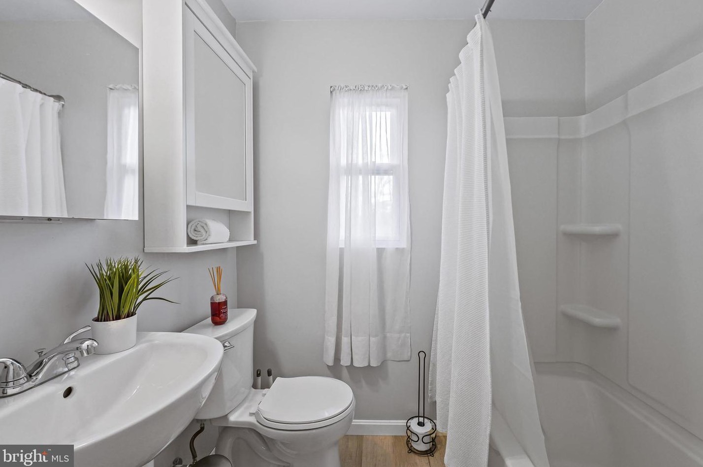 10608 Shady Cir, Silver Spring MD 20903-1236 exterior