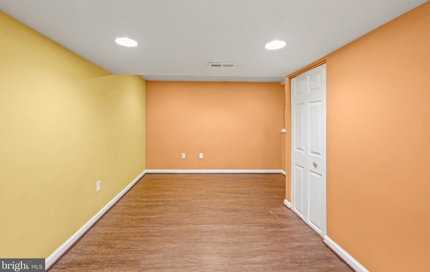 10608 Shady Cir, Silver Spring MD 20903-1236 exterior