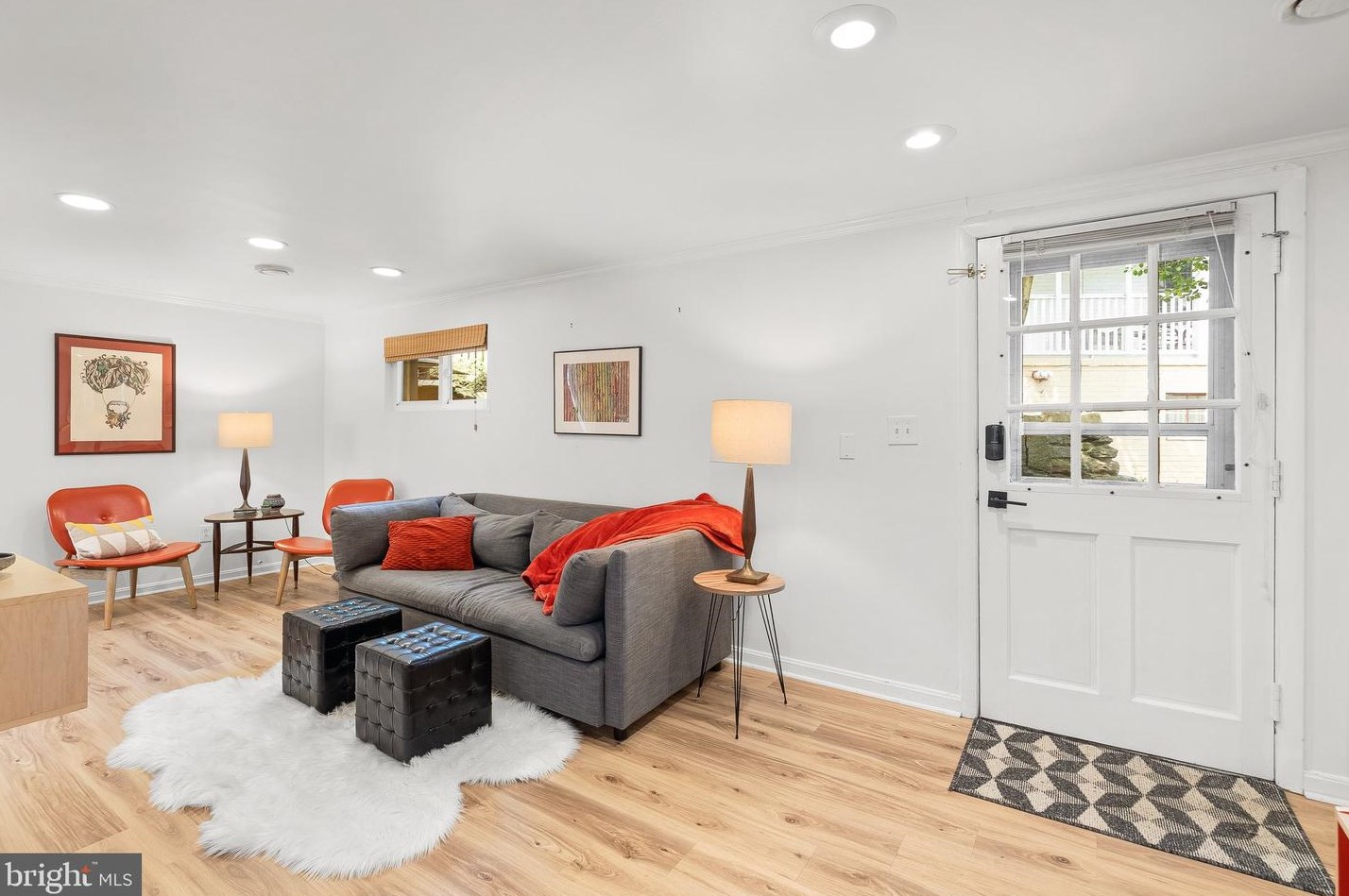 505 Ellsworth Dr, Silver Spring MD  20910-4224 exterior