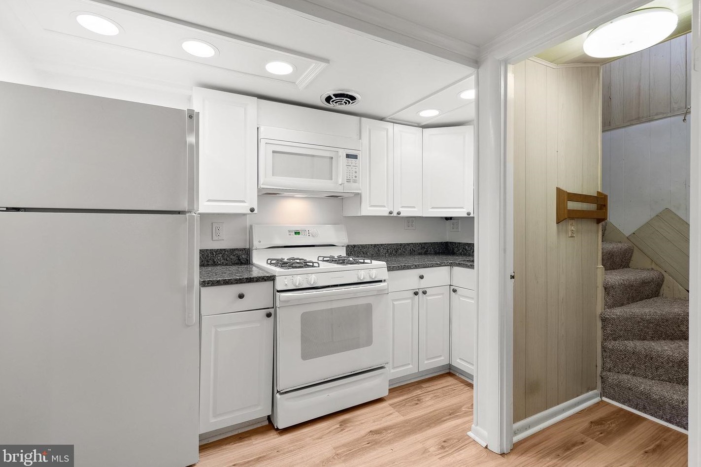 505 Ellsworth Dr, Silver Spring MD  20910-4224 exterior