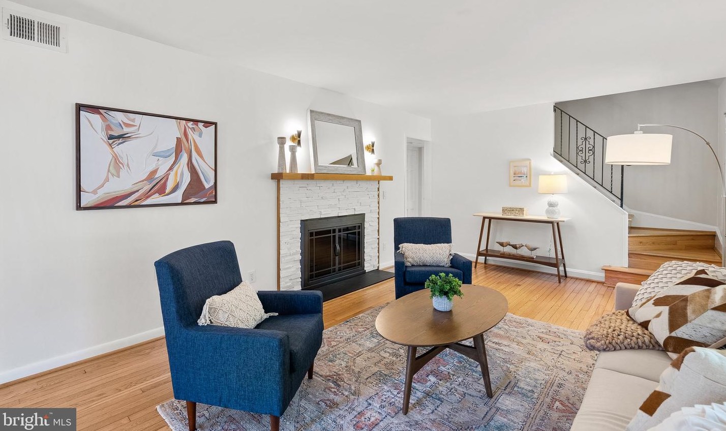 505 Ellsworth Dr, Silver Spring MD  20910-4224 exterior