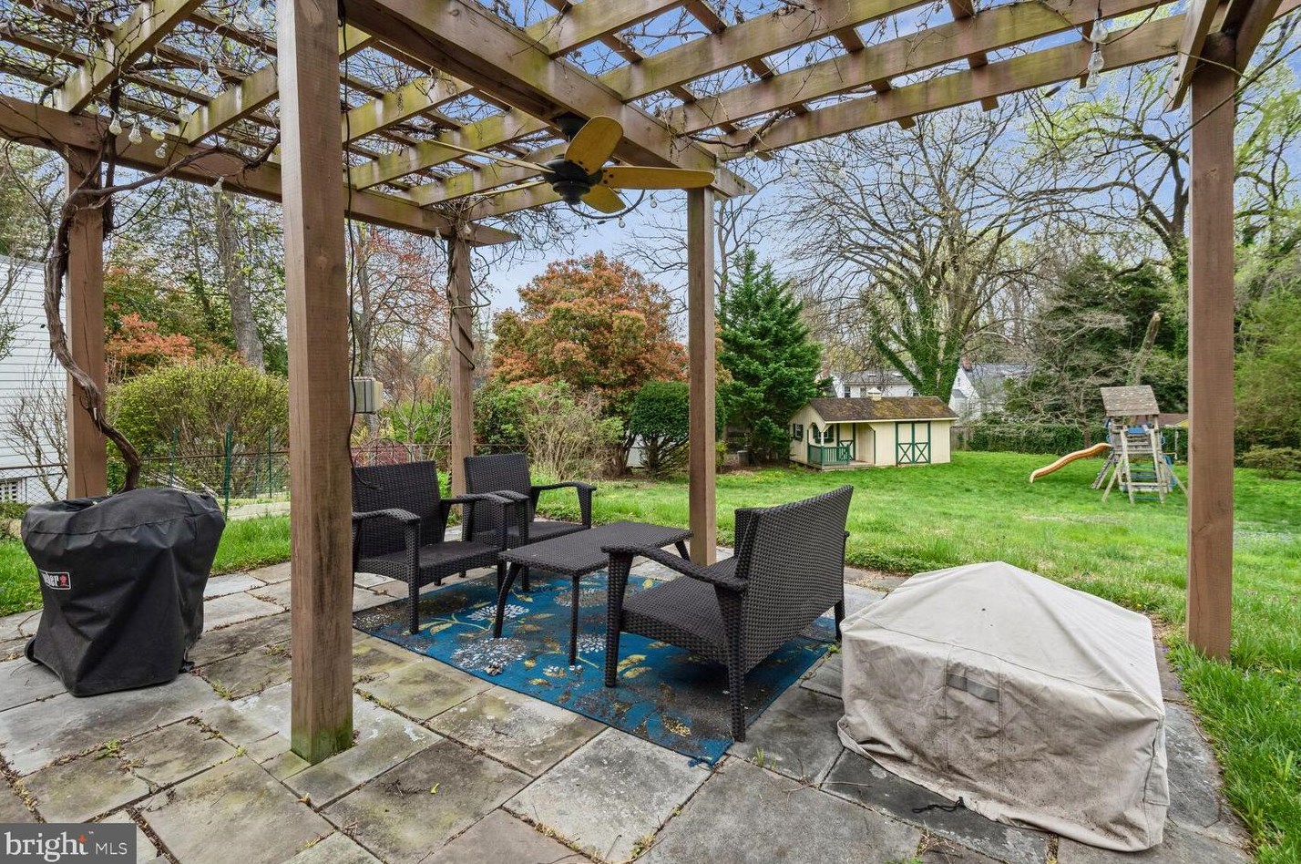 210 Baden St, Silver Spring MD 20901-4840 exterior