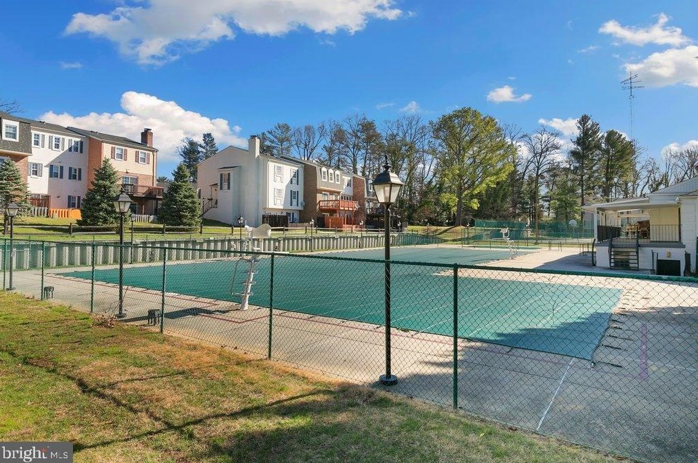 3910 Tynewick Dr, Silver Spring MD 20906-2665 exterior