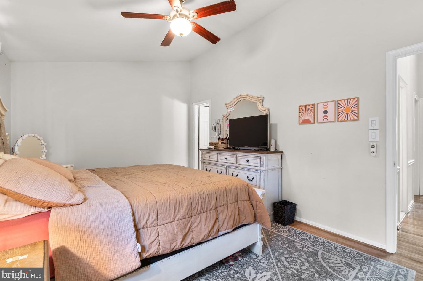 15519 Owens Glen Ter, Gaithersburg MD  20878-2369 exterior