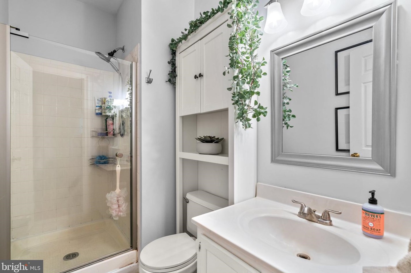 15519 Owens Glen Ter, Gaithersburg MD  20878-2369 exterior