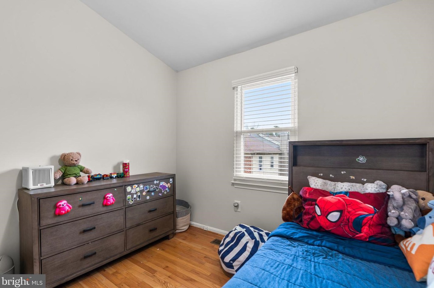 15519 Owens Glen Ter, Gaithersburg MD  20878-2369 exterior