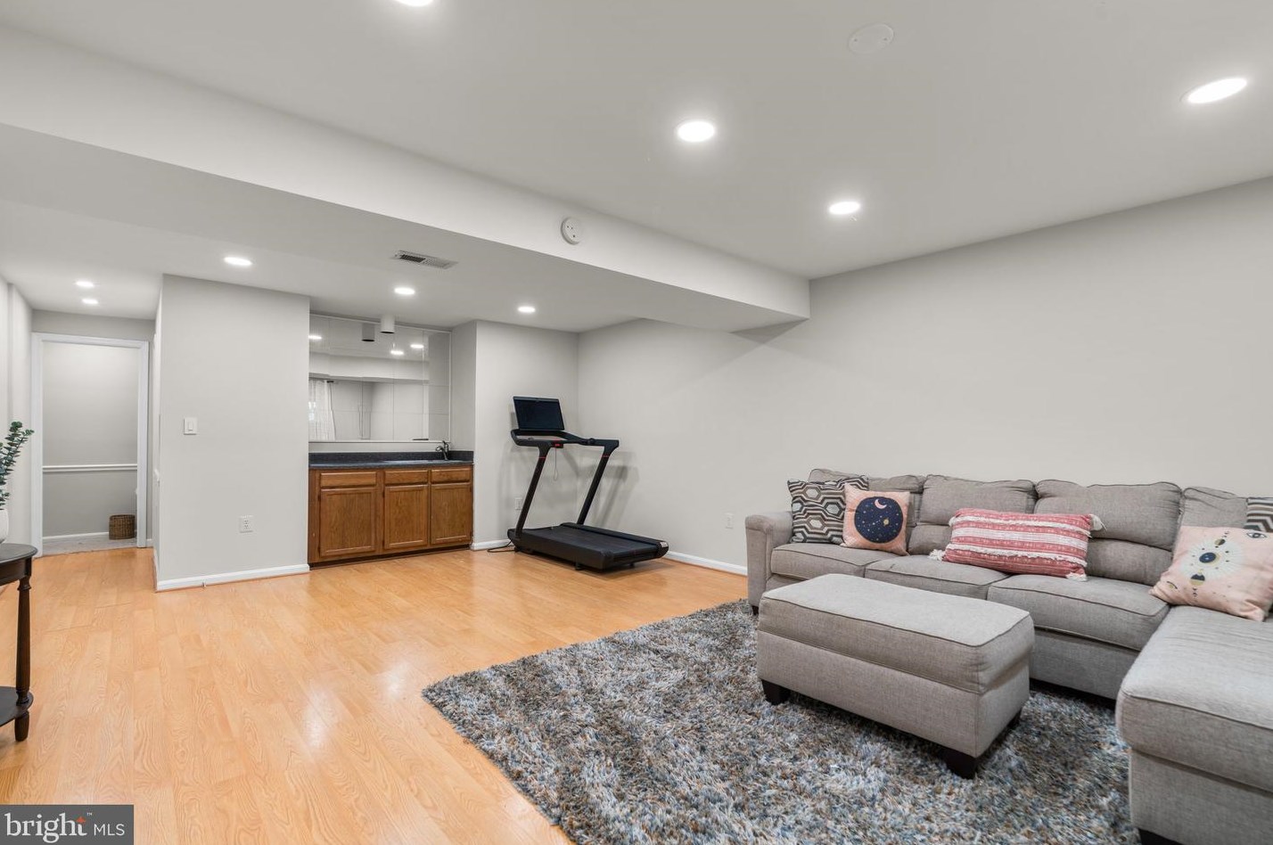 15519 Owens Glen Ter, Gaithersburg MD  20878-2369 exterior